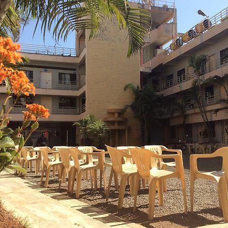 Hotel Royale Heritage Nashik Exterior foto